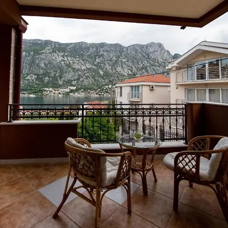 Studio Flat With Shared Pool In Prcanj Montenegro-3