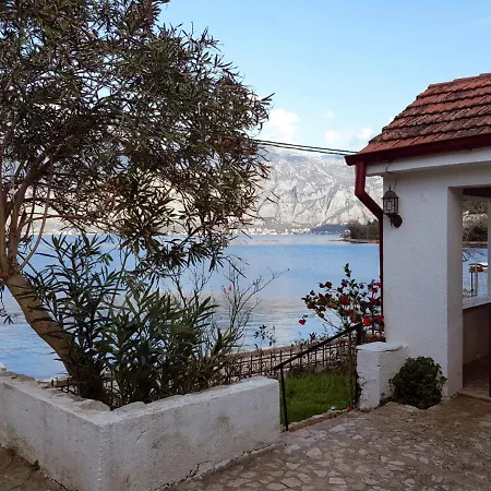 Sunny Bay House-3