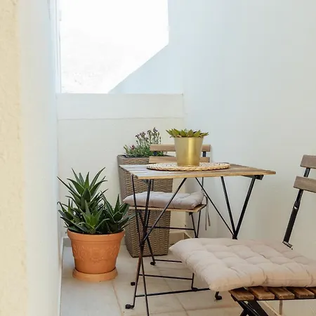 Miracle Apartment-3
