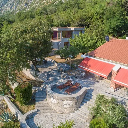 Villa Biskupovic With Stunning Views-3
