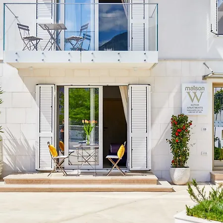 Maison W-3