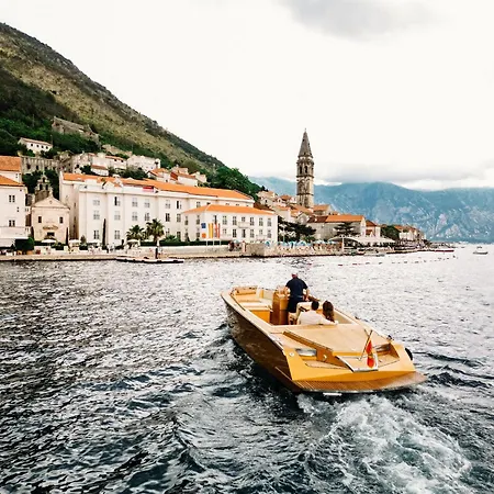 Heritage Grand Perast-2