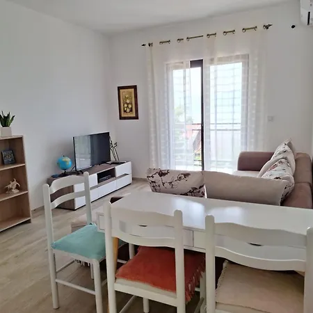 Bonaca Apartments-3
