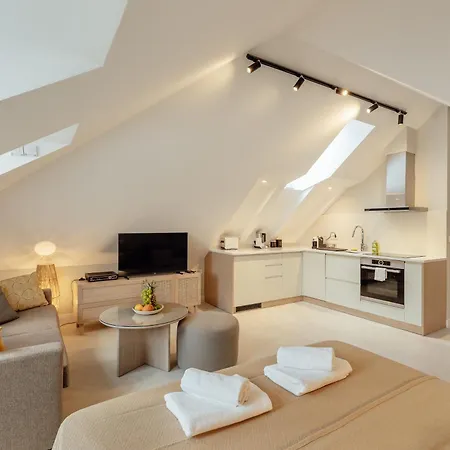 Kotor Central Point-2