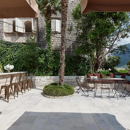 Villa Perastian Thriton-3