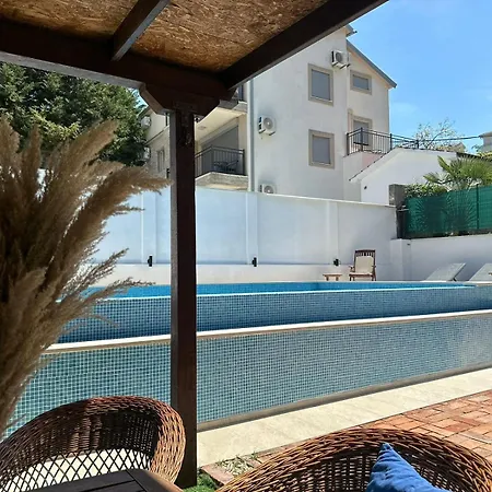Villa Nikola-2