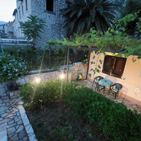 Bjelica Apartments Kotor-3