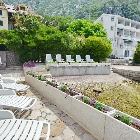 Apartments Mir I Dobro-3
