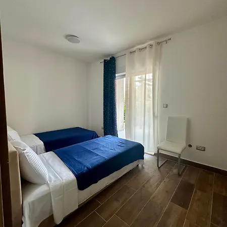 Buena Vista Apartments-3