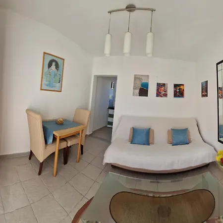 Seaside Apartments And Rooms-3