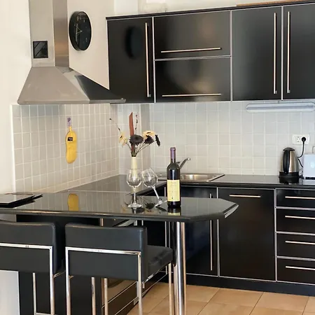 Lovely Apartment With Pool-A8-3