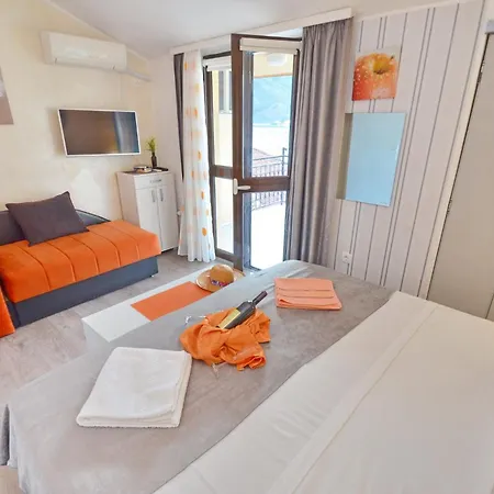 Apartment The Sea Coast-2