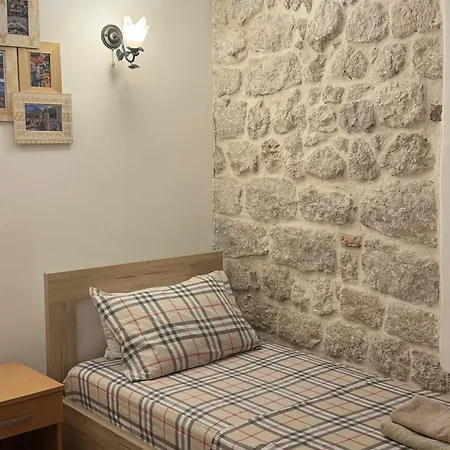 Cozy Little House Kotor-3