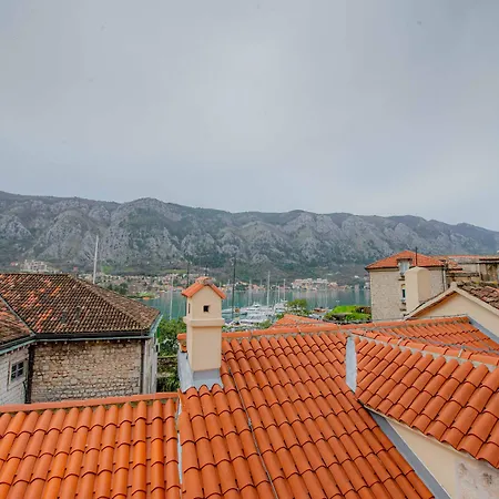 Antika Guesthouse-3