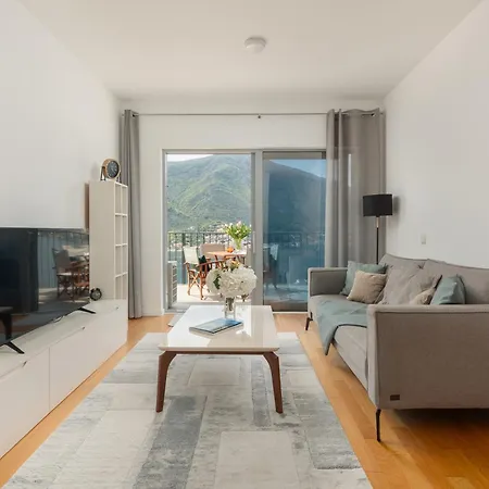 Apartment Boka With Sea View-3