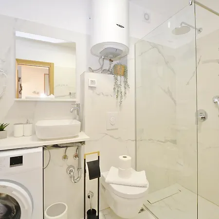 Design Flat With Impressive Boka Bay View-3
