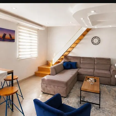 Sea Side Apartment-3