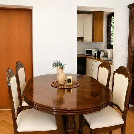 Apartments Dijana-3