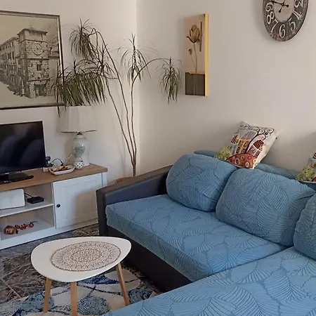 Apartment Pela-3