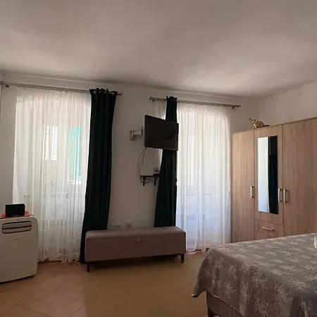 Old Town Mattarelli Studio-2