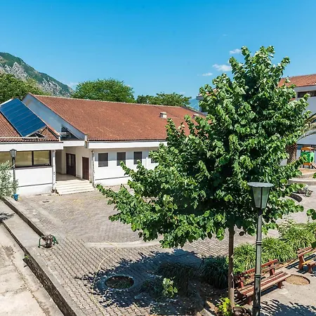 Guesthouse Lovcen-3