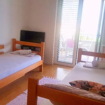 Room With Sea View-3