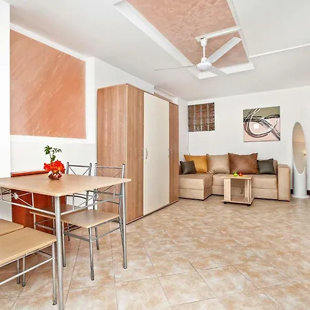 Apartments Villa Popovic-2