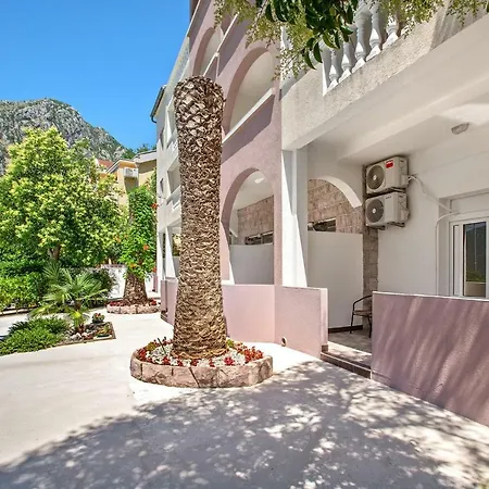 Apartments Villa Popovic-3