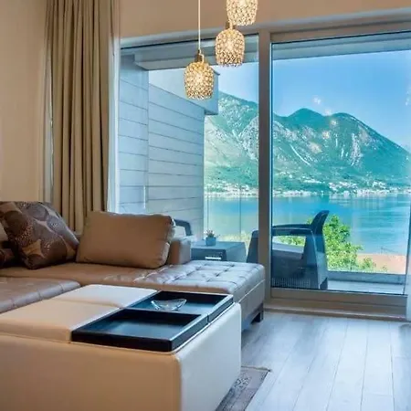 Lani Lux View With Swimming Pool-3