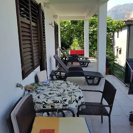 Apartmani Sara-2
