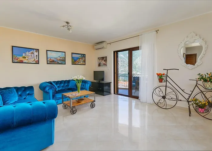 Kotor Sunset Apartments
