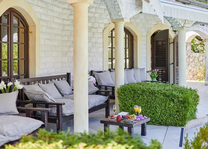 Villa Me Gusto With Sea View & Pool Kotor