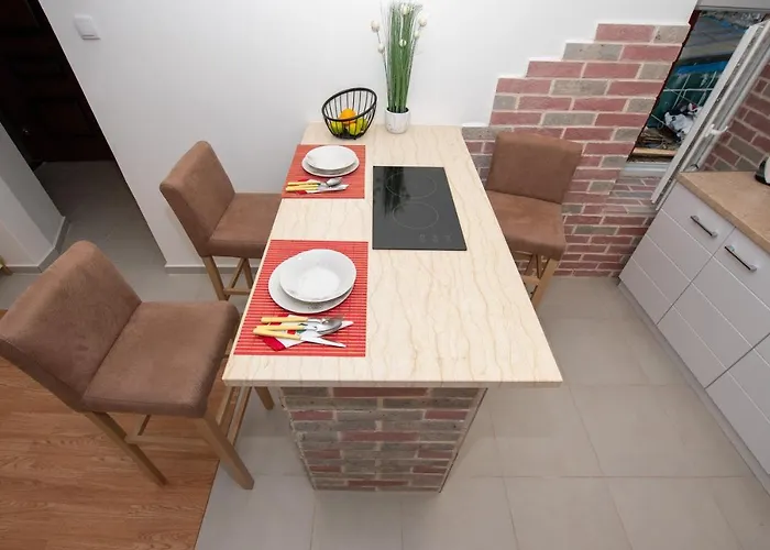 Pet friendly Apartment Forteca Lux Perast