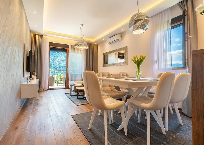 Montefiori Lux View Apartment Kotor