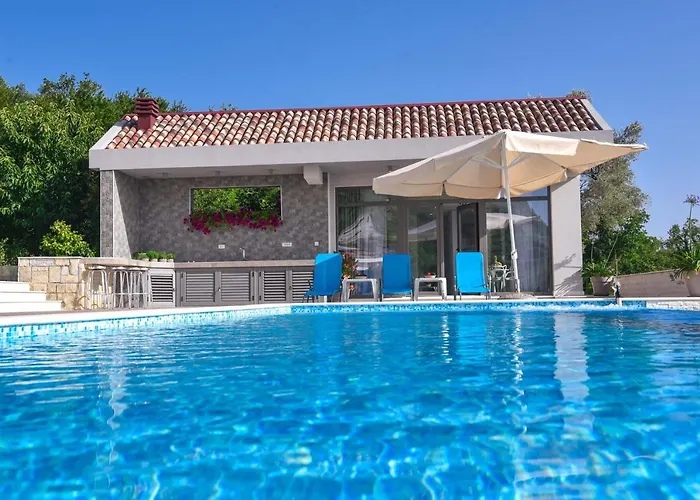 Verbalj Apartment With Swimming Pool Kotor