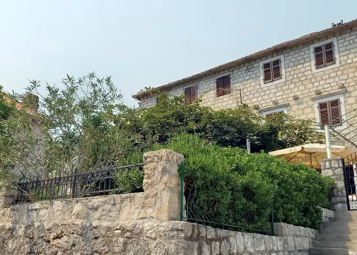 Pet friendly Stone House Petra Villa Perast