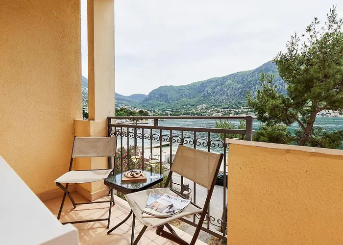 Kika'S -Apartment Cattaro