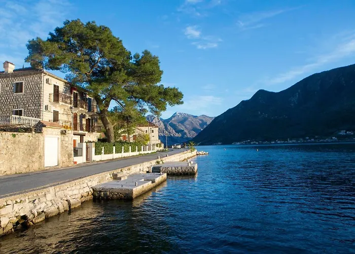 Spring Apartment Perast