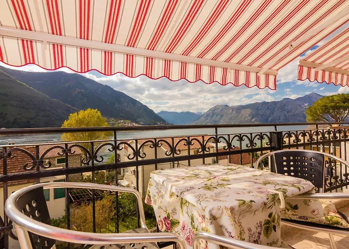 Kotor Hotels for Romantic Getaway near Kampana Tower