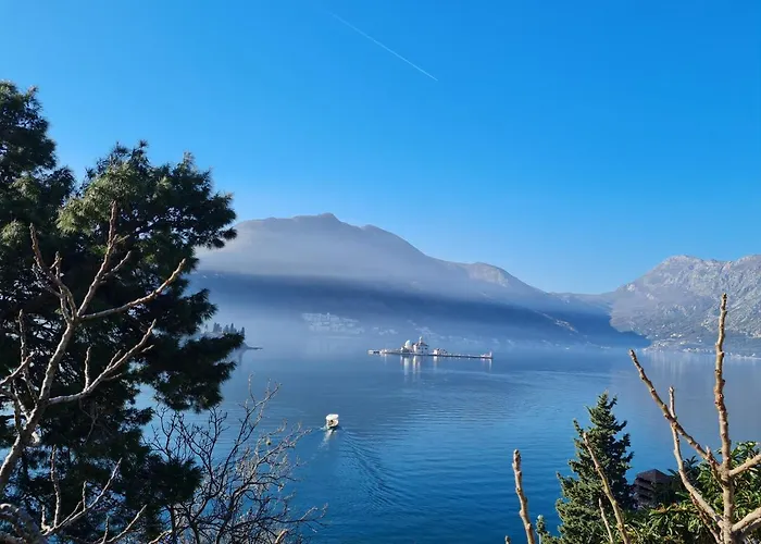Pet friendly Mara Apartments Perast