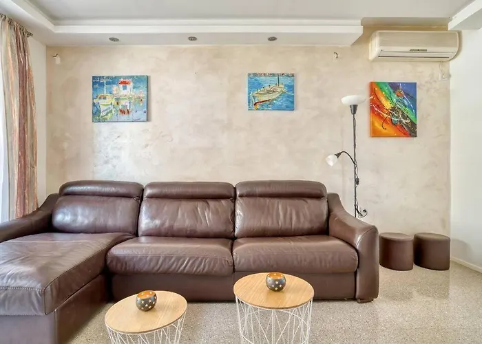 Cozy Nest Apartment- Central And Seaboard With Elevator Kotor