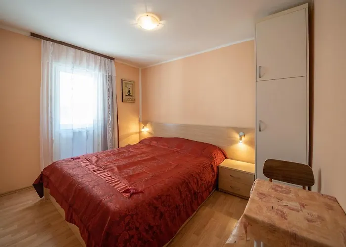 Seaside Serenity: 2-Bedroom Apartment With Boka Bay View Cattaro