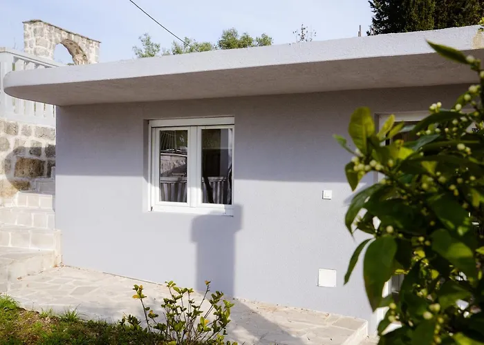 Pet friendly Bigova House Villa Kotor