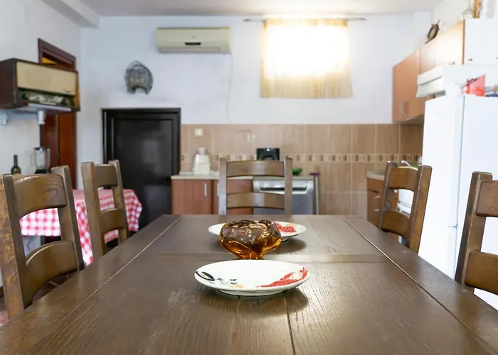 Seafront Apartmani Bova Kotor