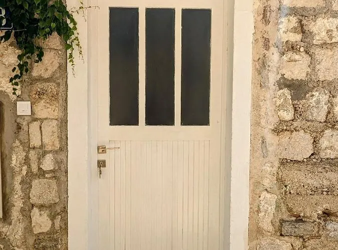 Nadalina Hotel Kotor