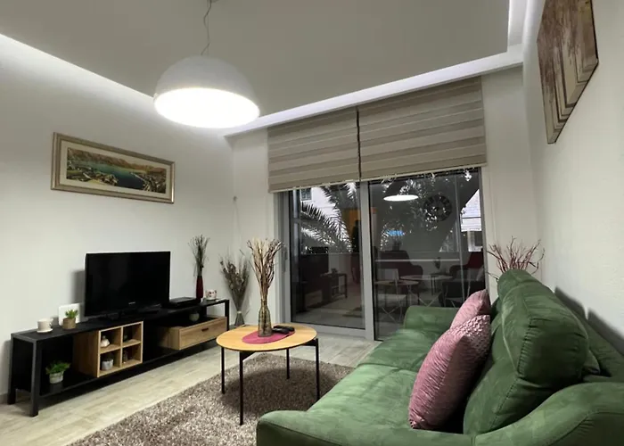 Pet friendly Apartman Nadja Apartment Kotor