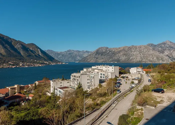 Haustierfreundliches Apartment 14 With Amazing Sea View Kotor