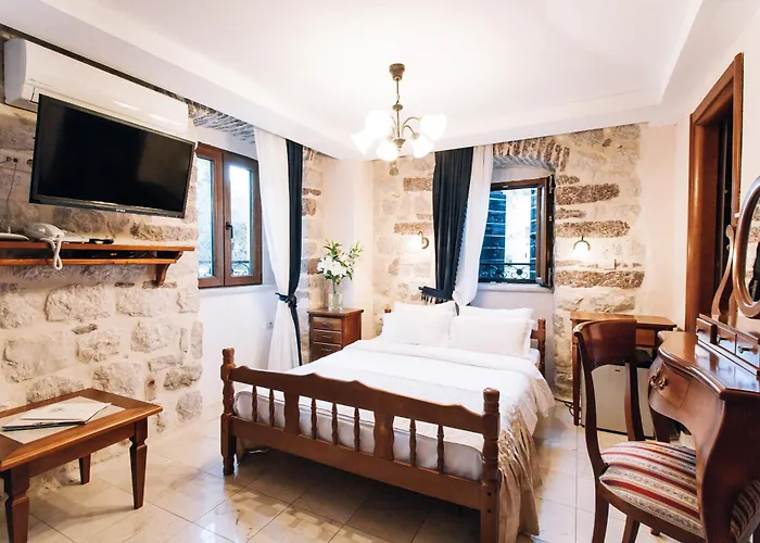 Hotel Galathea Kotor