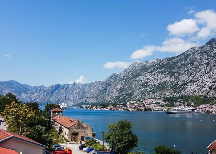 Chillout Apartment In Kotor Bay