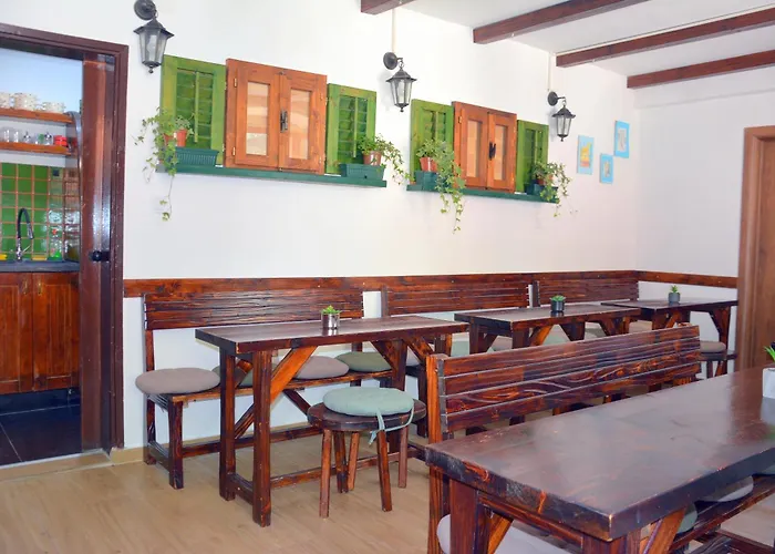 Montenegro Backpackers Home Kotor